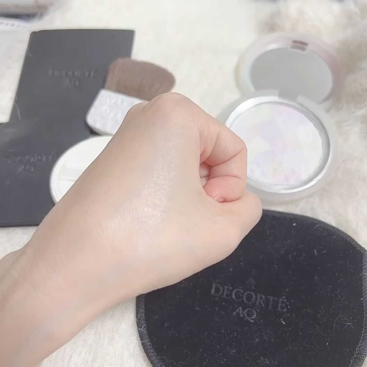 ＡＱ　オーラ リフレクター/DECORTÉ/プレストパウダーを使ったクチコミ（3枚目）