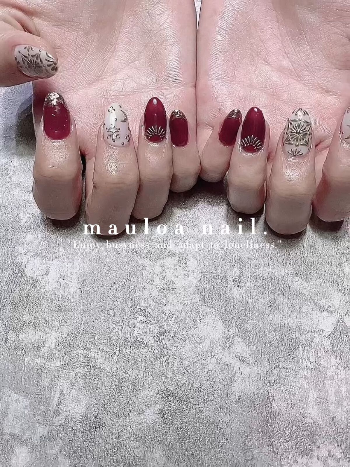 #ネイル,#冬ネイル,#アートネイル,#海ネイル,#ミラーアートネイル,#ニュアンスネイル,#くすみカラーネイル,#サマーネイル,#ジュエリーネイル,#ミラーネイル,#牛柄ネイル,#スタッズネイル,#太陽ネイル,#天王寺ネイル,#シンプルネイル,#結晶ネイル,#手書きネイルのネイルデザイン