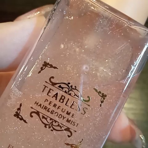 TEABLESS パヒュームヘア&ボディミスト フローラルメドウスウィートティーのクチコミ「【TEABLESS】
パヒュームヘア&ボディミスト 
フローラルメドウスウィートティー

TE.....」（3枚目）