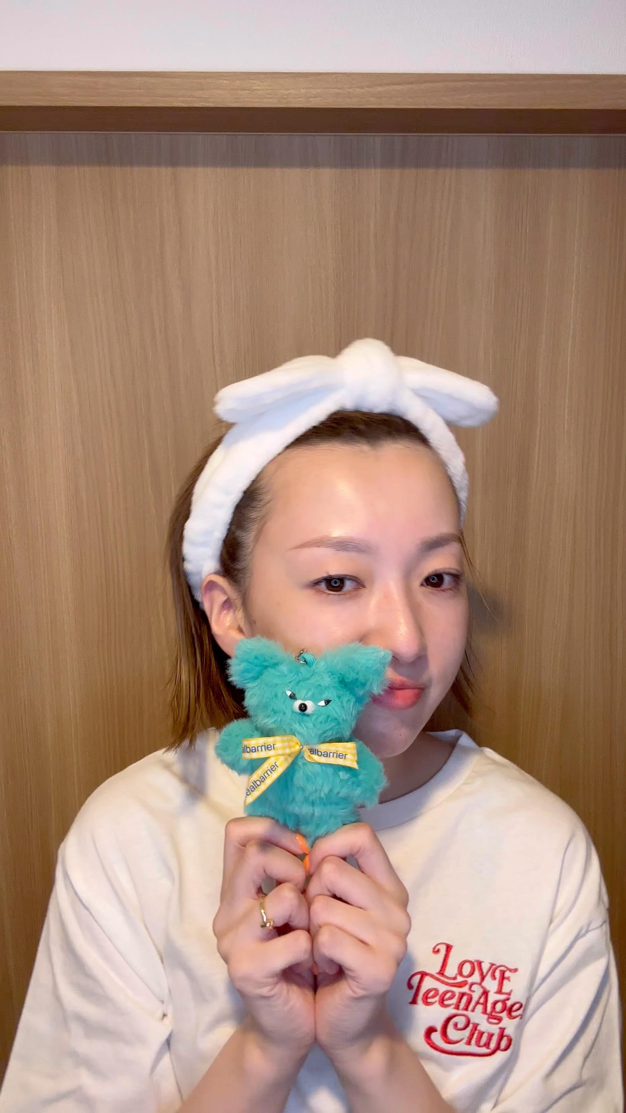 .
.
この水分感くせになる💕
この夏私の必需品🏖️

@realbarrier_jp_official 

・エクストリームクリーム　ライト
・セラ水分バリアサンクリーム

めっちゃこのクリームも
日焼け止めもめっちゃ好きになった💙