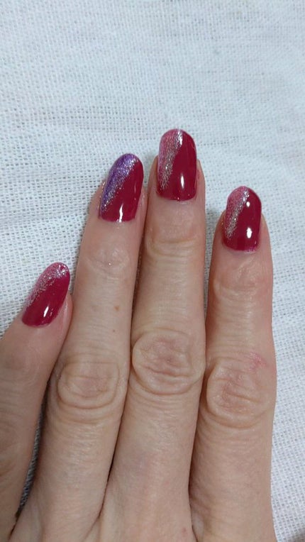 ネイルホリック Glamour Glitter/ネイルホリック/マニキュアの人気ショート動画