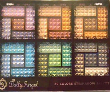 30COLORSEYESHADOWPALETTE/Dolly Angel/アイシャドウパレットを使ったクチコミ（1枚目）