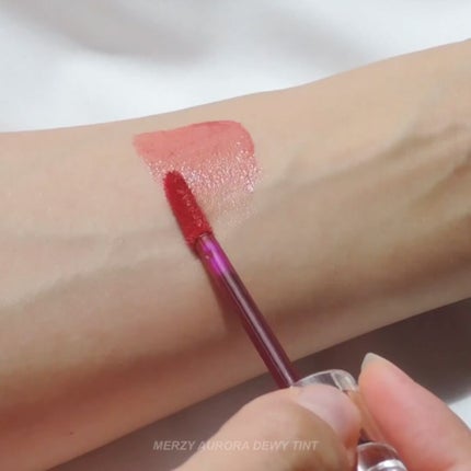 オーロラ デュイ ティント/MERZY/リップティントを使ったクチコミ(1枚目)