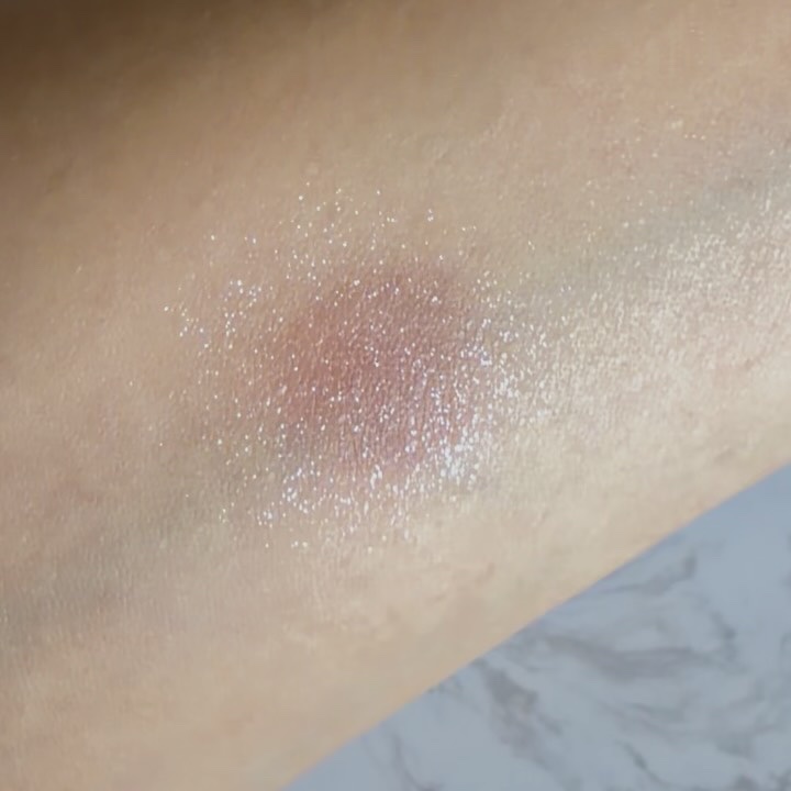 ロングウェア クリーム シャドウ スティック/BOBBI BROWN/スティックアイシャドウの動画クチコミ1つ目