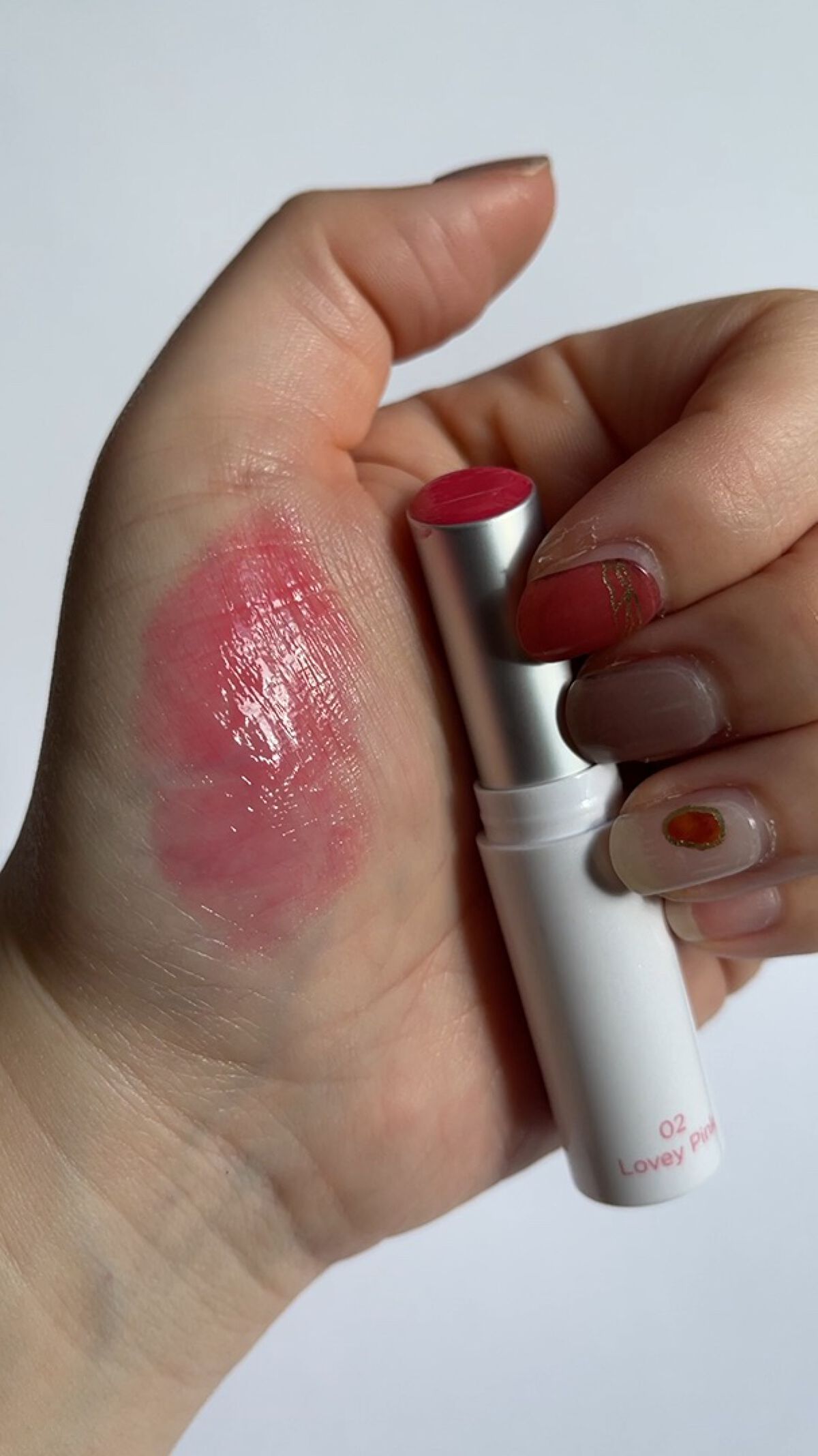 グラスティングメルティングバーム/rom&nd/リップバームの動画クチコミ1つ目