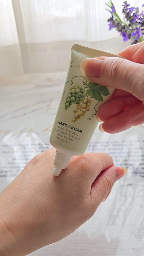 ハンドクリーム/シャルドネ/ハンドクリームの動画クチコミ1つ目