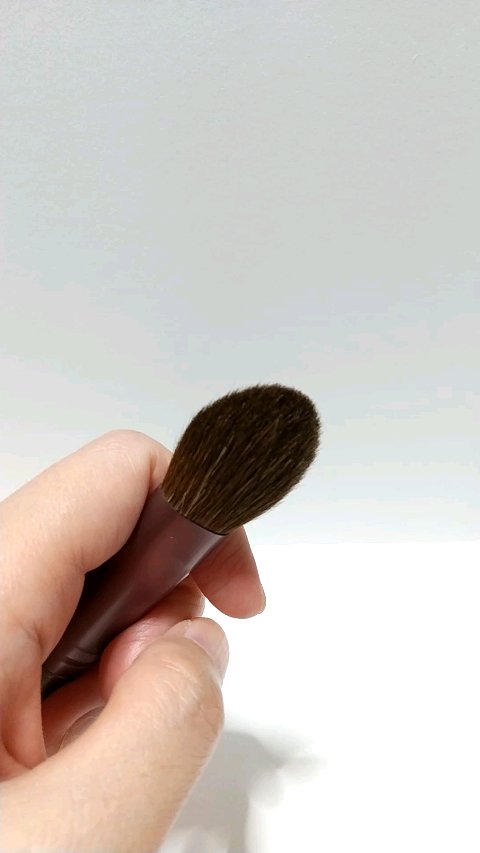 ハイライトブラシ 馬毛/DAISO/メイクブラシを使ったクチコミ（3枚目）