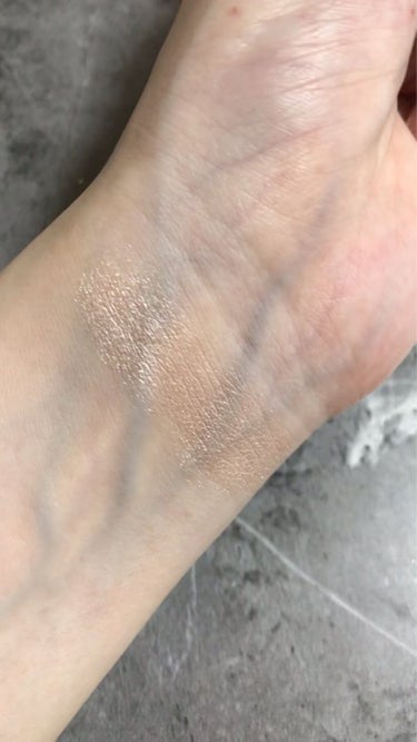 ハイライティング パウダー L01 ピンクグロウ（限定パッケージ）/BOBBI BROWN/パウダーハイライトを使ったクチコミ（3枚目）