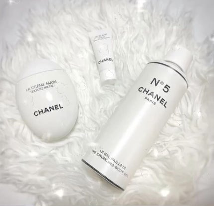 CHANEL LE  BLANC whitening moisturizing creamのクチコミ「🎹🎀 シャネルファクトリー5 🤍🤍
𓊆ㅤ  CHANEL  ㅤ𓊇
🤍シャネル N°5 ロー .....」(1枚目)