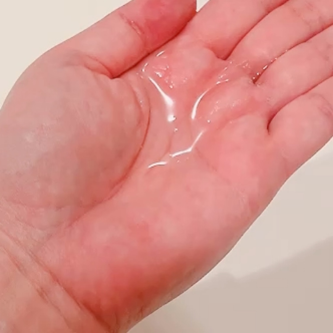 イオナR ディープクレンジングオイル/イオナR (イオナアール)/オイルクレンジングの動画クチコミ4つ目