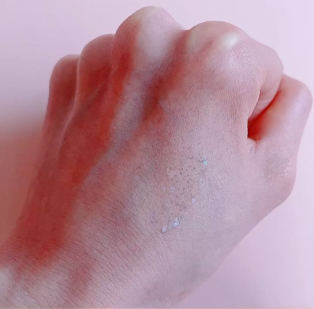 シャンパンアイグリッター 01 ピュアホワイト/Peach C/グリッターを使ったクチコミ（2枚目）