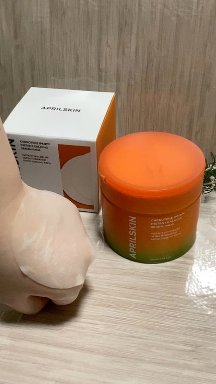 カロテンIPMP(TM) ブレミッシュカーミングセラムパッド/APRILSKIN/トナーパッドの人気ショート動画