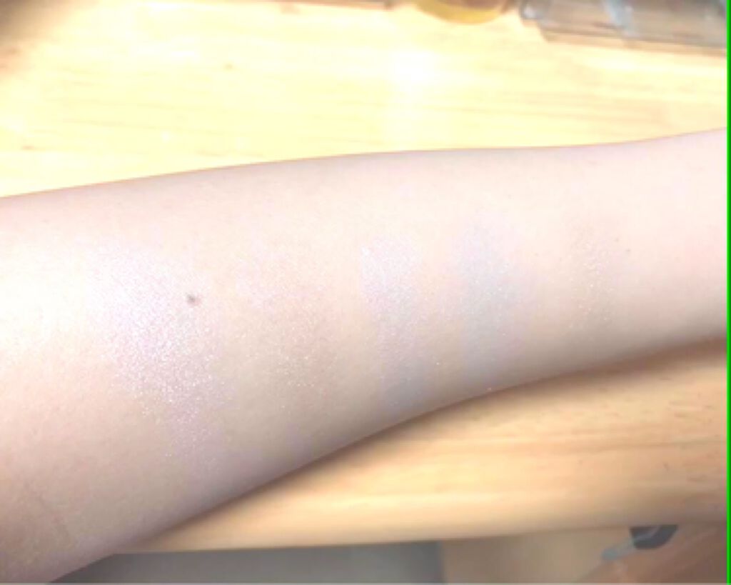 エクストラ ディメンション アイシャドウ/M・A・C/単色アイシャドウの動画クチコミ1つ目