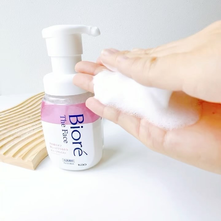 ビオレ ザフェイス 泡洗顔料 ディープモイスト/ビオレ/泡洗顔を使ったクチコミ（3枚目）