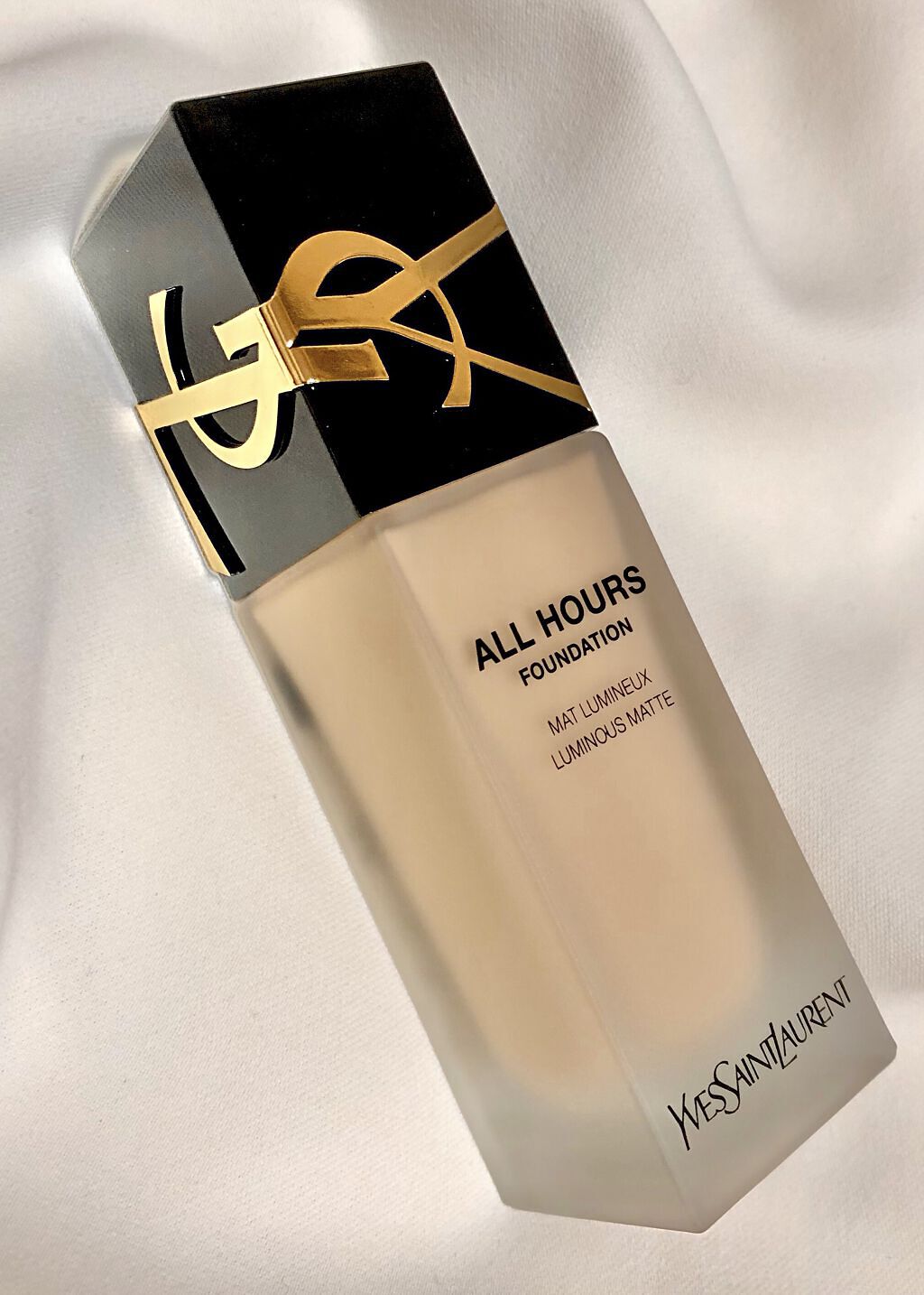 オールアワーズ リキッド/YVES SAINT LAURENT BEAUTE/リキッドファンデーションの人気ショート動画