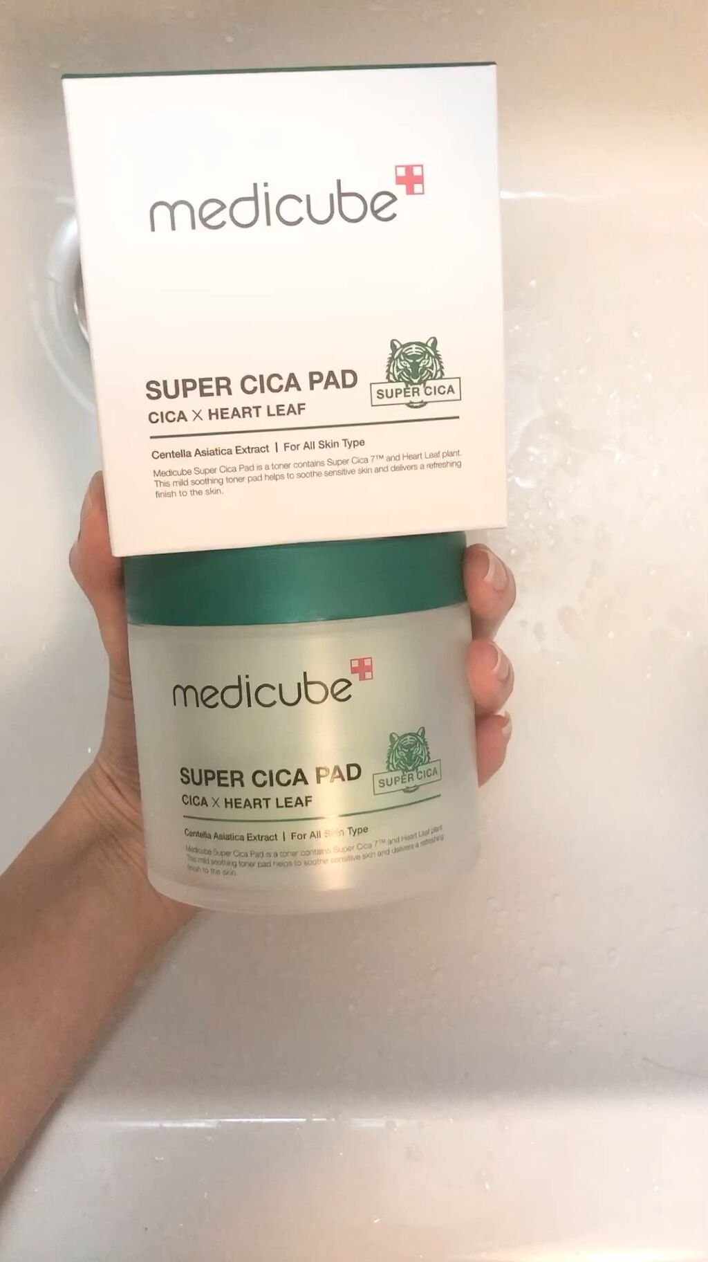 スーパーシカパッド/MEDICUBE/トナーパッドの人気ショート動画