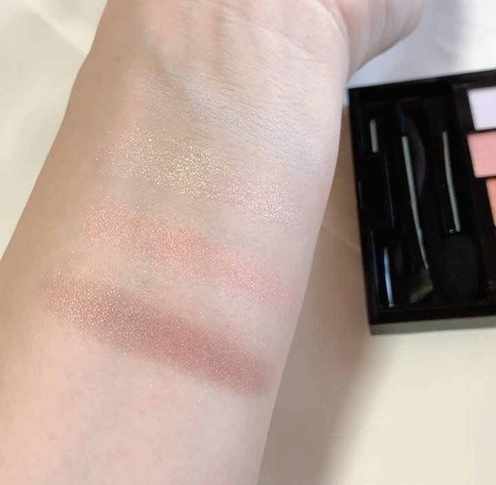 カラードシャドウ 01 Sentimental Wave/KANEBO/アイシャドウパレットを使ったクチコミ（3枚目）