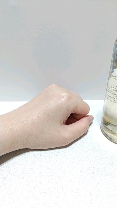  ブロッコリオリジンエッセンス/TIRTIR(ティルティル)/化粧水の動画クチコミ2つ目