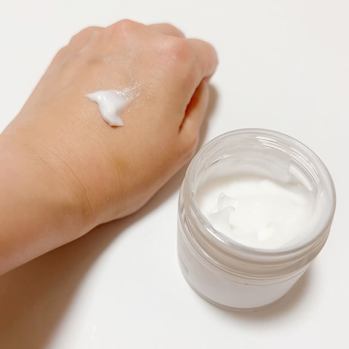 モイストインテンシブ クリーム/Ｗ/M AAA/フェイスクリームの動画クチコミ3つ目