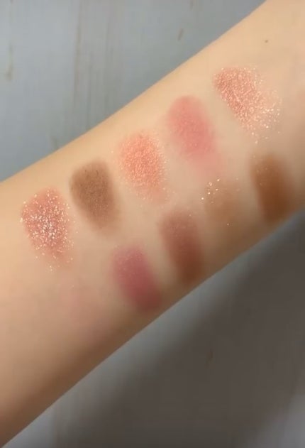 プレイカラー アイシャドウ/ETUDE/アイシャドウパレットの人気ショート動画