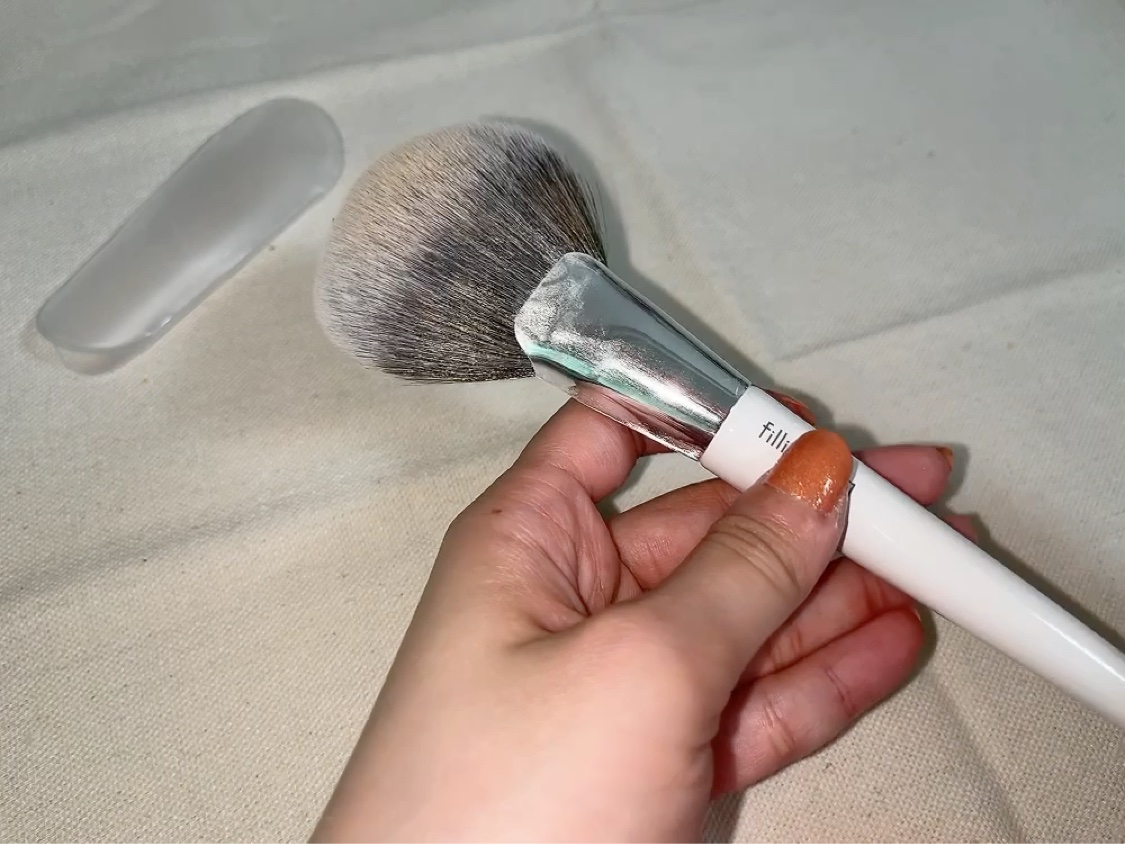 FilliMilli ビッグファンブラシ851/fillimilli/メイクブラシの動画クチコミ1つ目