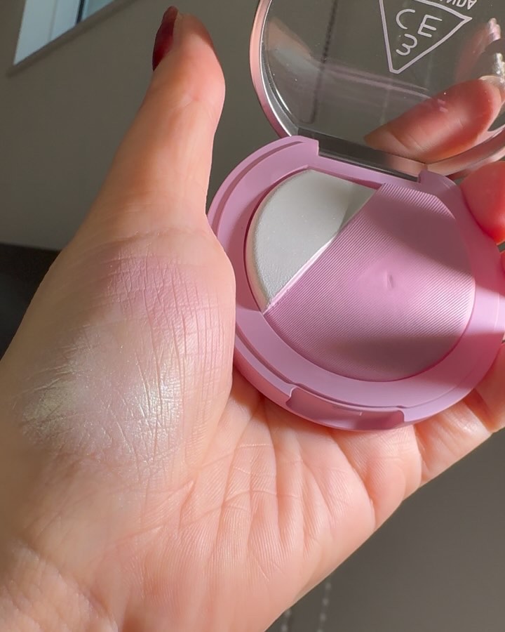 3CE ブラッシュライター/3CE/パウダーチークの動画クチコミ2つ目