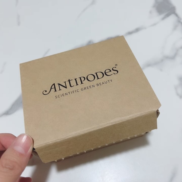 アンティポディース スーパーナチュラル SPF50＋ フェイシャル サンスクリーン/Antipodes/日焼け止めクリームを使ったクチコミ（2枚目）