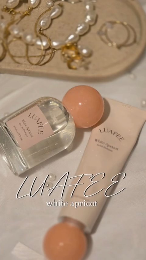 ソリッド パフューム ホワイトアプリコット/LUAFEE/練り香水を使ったクチコミ（1枚目）