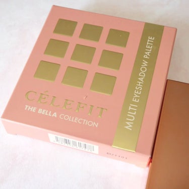 The Bella collection eyeshadow palette/CELEFIT/パウダーアイシャドウを使ったクチコミ（2枚目）