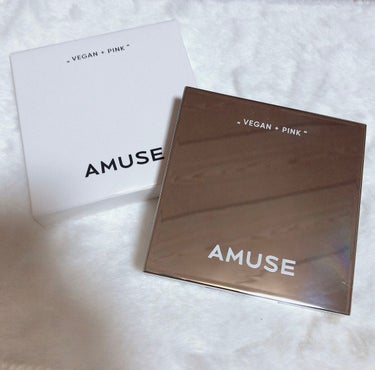 AMUSE❤︎
Eye Vegan Sheer Palette   #02 SHEER PINK
.
.
キラキラのグリッターカラーが可愛いくて
購入しました💓
マットカラーも入っているので、使いやすい