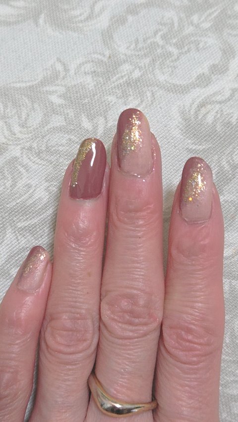 gene TOKYO ネイル/DAISO/マニキュアの動画クチコミ1つ目