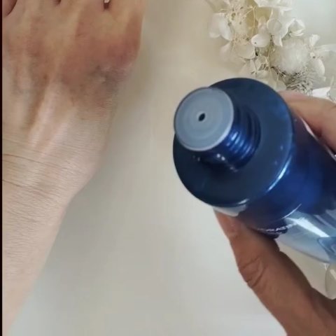 ヒアルコンプレクス モイスト エッセンストナー＜化粧水＞/DR.WU/化粧水を使ったクチコミ（3枚目）