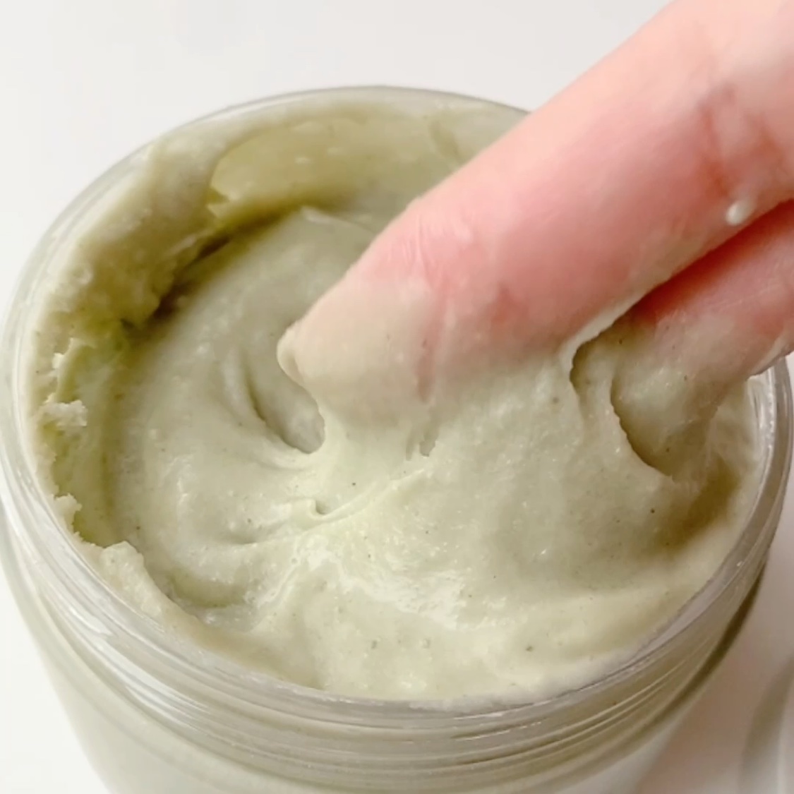 フレッシュクラウドスクラブ「ミント&リリー」/アレンシア/スクラブ・ゴマージュの動画クチコミ3つ目