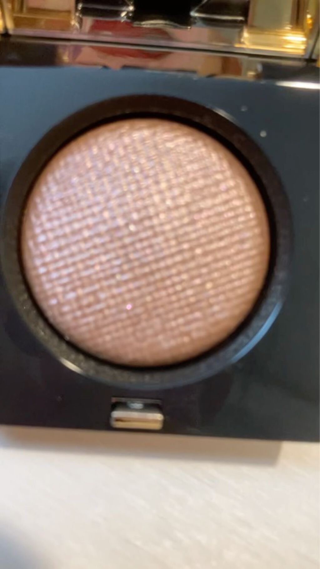 リュクスアイシャドウ/BOBBI BROWN/単色アイシャドウの動画クチコミ5つ目