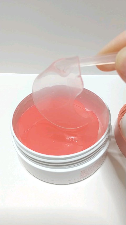 コラーゲンハイドロゲルアイパッチ/One-day's you/アイケア・アイクリームを使ったクチコミ（3枚目）