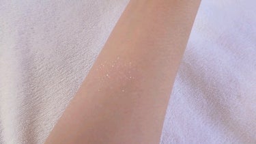 ハイライティングブラッシュパウダー/NARS/プレストパウダーを使ったクチコミ（3枚目）