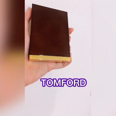 💎TOMFORD
     アイカラークォード
     25
     プリティベイビー

妖艶で魅惑的な大人の色気を演出できるアイシャドウパレット、プリティベイビーです💜

動画で見てもやっぱり左下