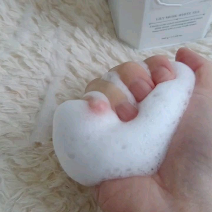 パフュームボディウォッシュ リリームスクホワイトティー/TEABLESS/ボディソープを使ったクチコミ（3枚目）