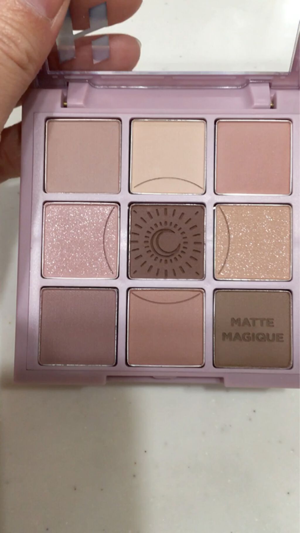 マイフェイブムードアイパレット 9カラー 02 ムーニー(MOONY)/HOLIKA HOLIKA/アイシャドウパレットを使ったクチコミ（3枚目）