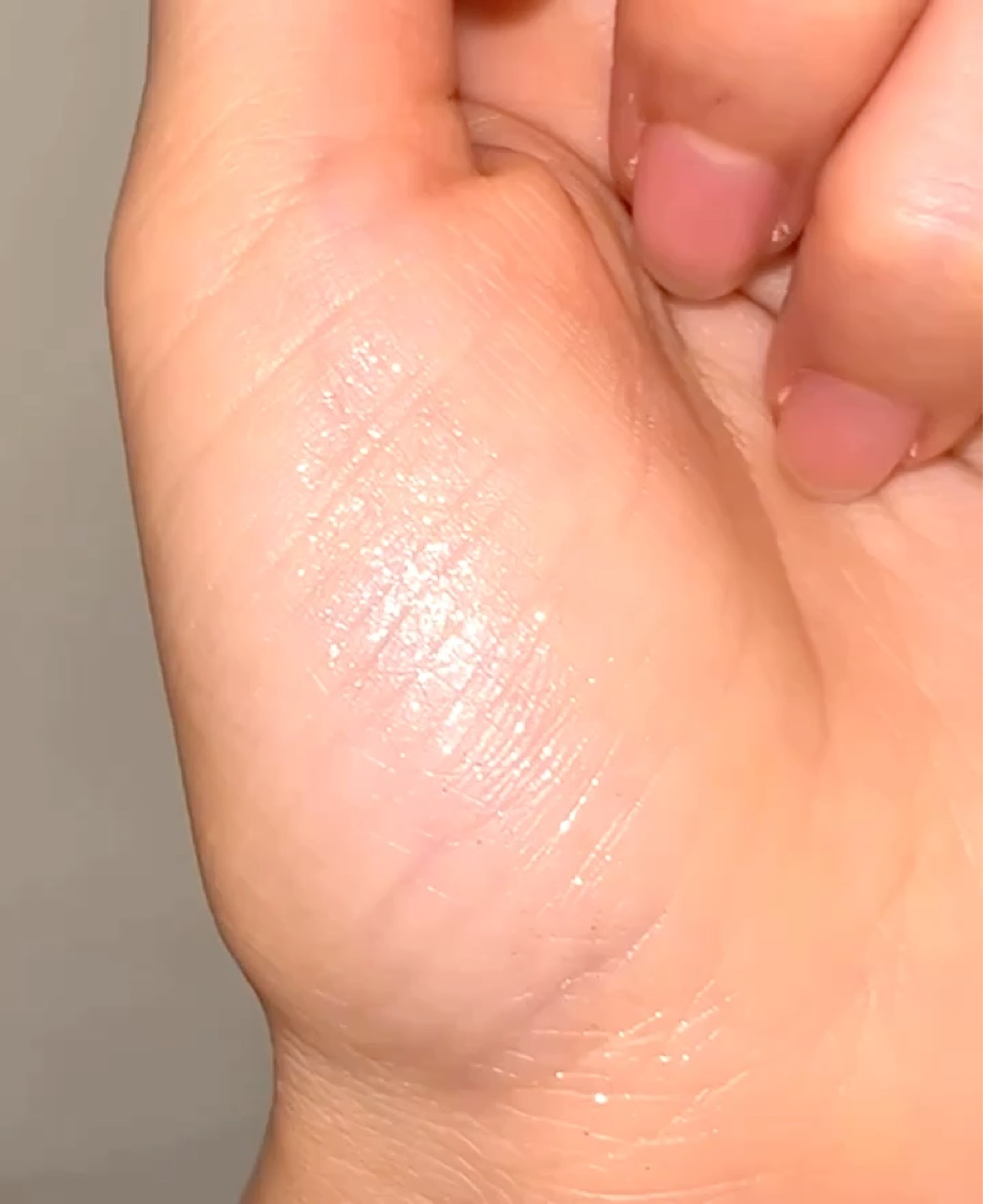 ハイライター Diamond Veil/Glint/パウダーハイライトを使ったクチコミ（3枚目）