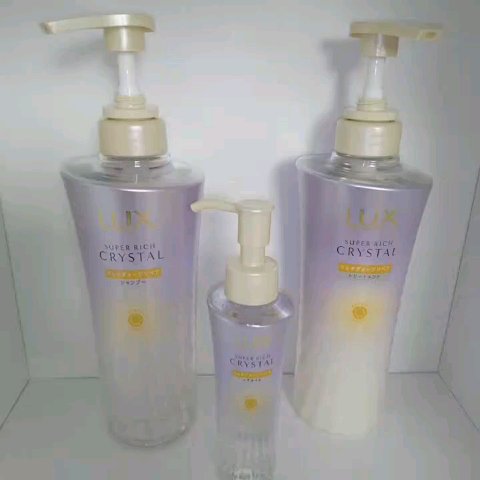 ラックス スーパーリッチクリスタル マルチダメージリペア ヘアオイル/LUX/ヘアオイルを使ったクチコミ（2枚目）