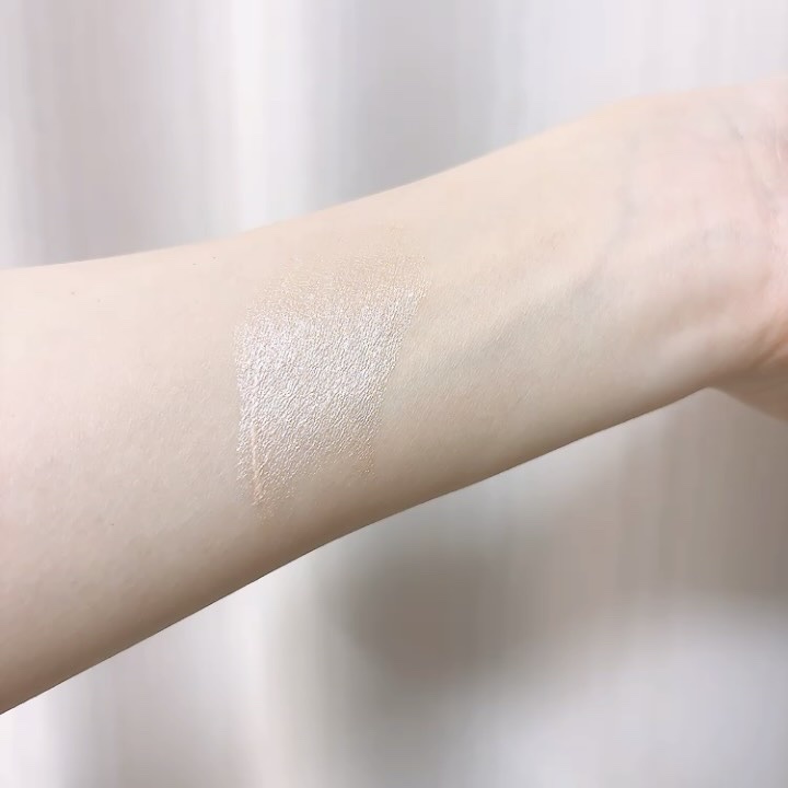 メルティング グロウ ハイライター /ブリリアージュ/スティックハイライトを使ったクチコミ（3枚目）