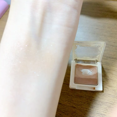 オープンユアアイズ/MAJOLICA MAJORCA/単色アイシャドウを使ったクチコミ(4枚目)