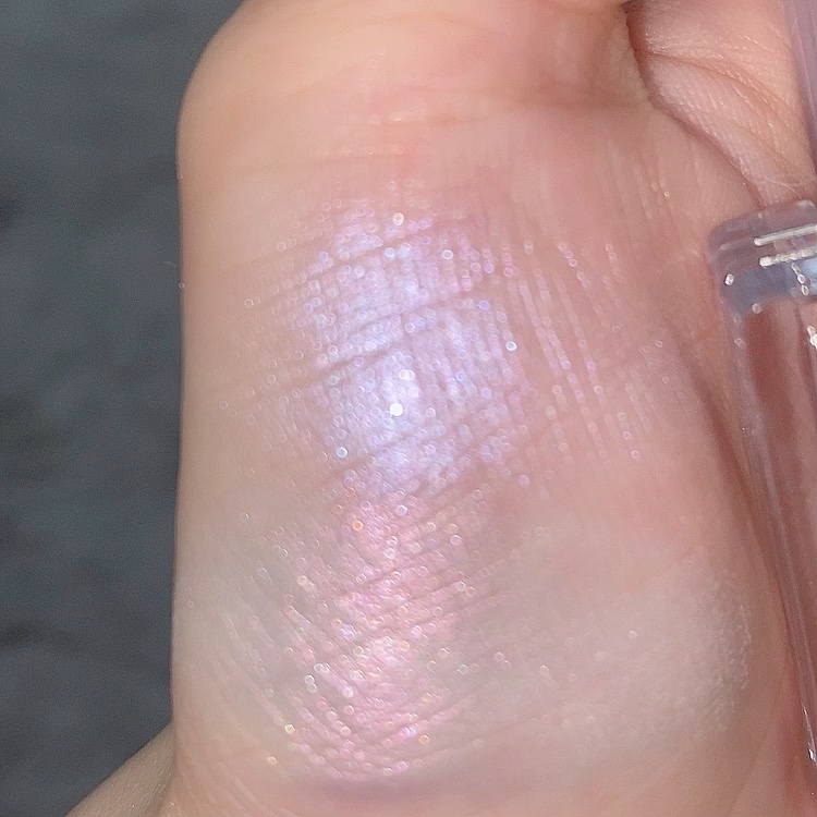 マルチカラーバリエーション トゥインクル/チャコット・コスメティクス/単色アイシャドウの人気ショート動画