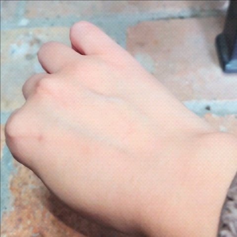 フレッシュリージュースドビタミンチャージングセラム(30ml)/Klairs/美容液を使ったクチコミ（2枚目）