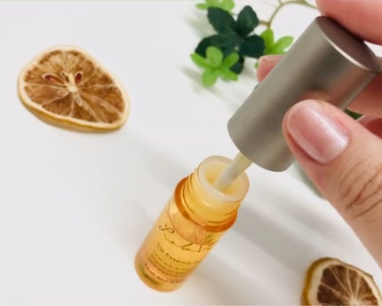 リップエッセンスオイル/Lala Vie/リップオイルを使ったクチコミ(3枚目)