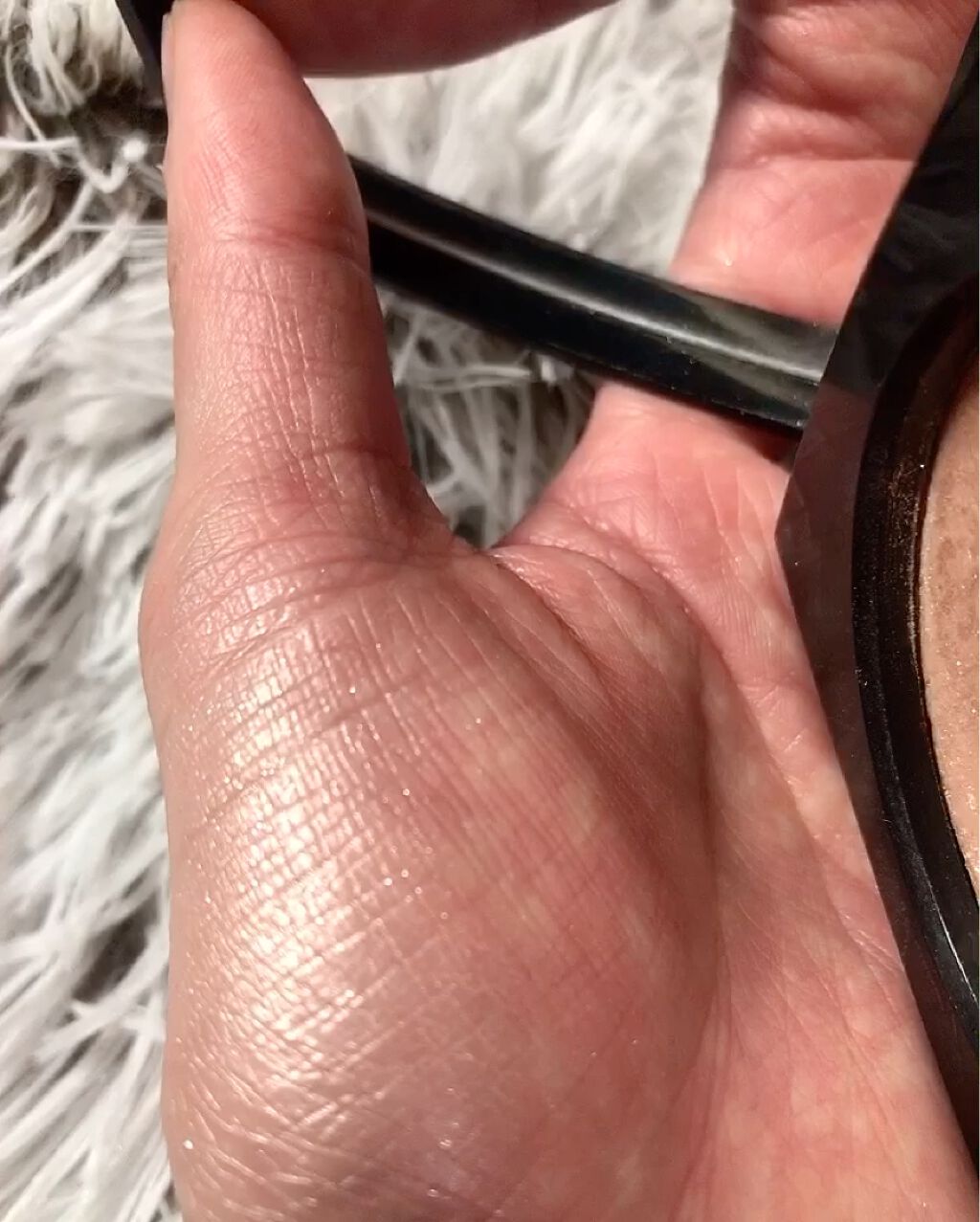 ホリデーハイライター #01 SNOW AURORA/dasique/パウダーハイライトを使ったクチコミ（3枚目）