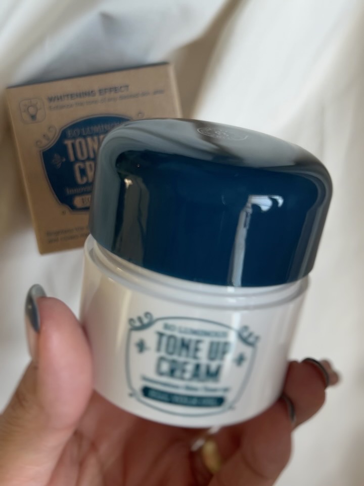 ルミナストーンアップクリーム/EOSKIN/フェイスクリームの動画クチコミ5つ目