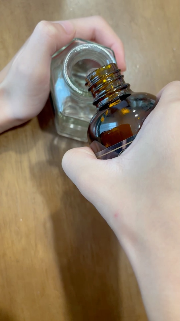 消臭力プレミアムアロマ スティック 部屋用 アーバンリュクス/消臭力/その他を使ったクチコミ（2枚目）