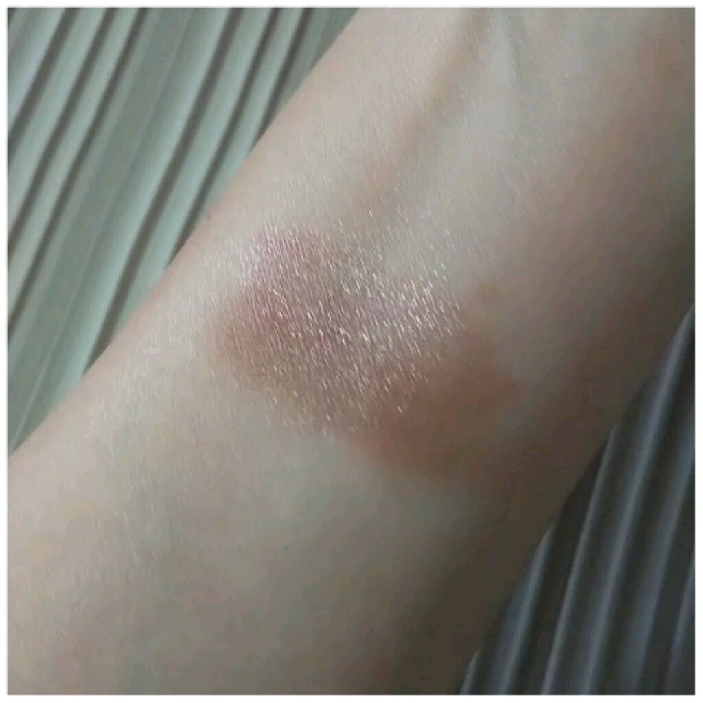 ディープシャドウ/excel/単色アイシャドウを使ったクチコミ（3枚目）